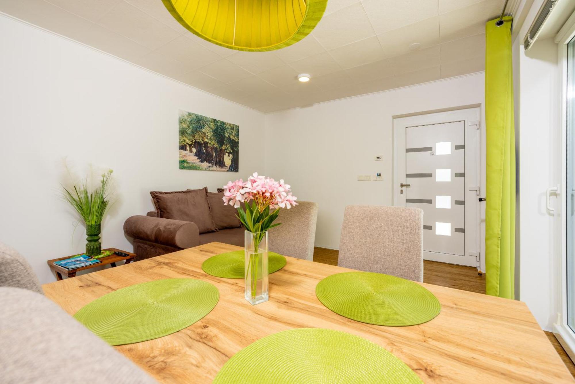 Ferienwohnung Relax Derossi Crikvenica Exterior foto